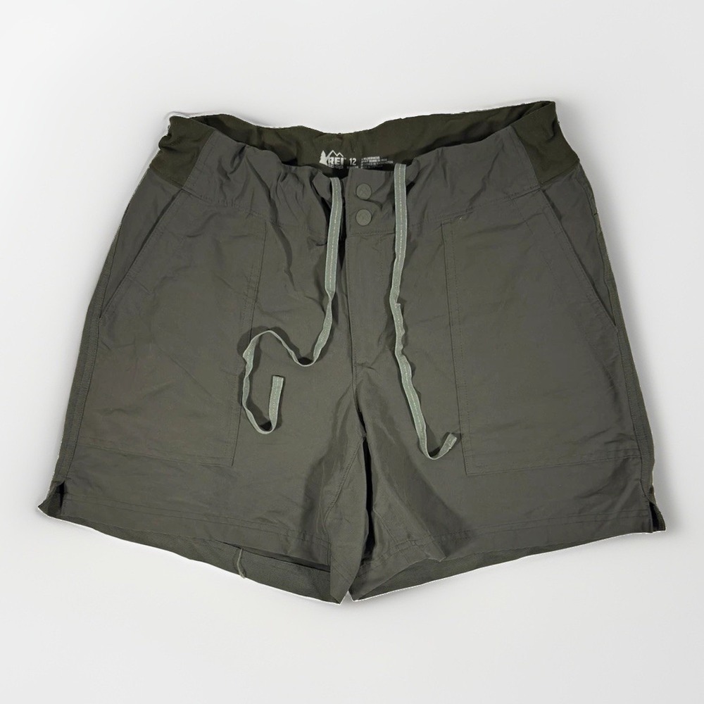 REI Co-op Women's Athletic Shorts Size 12 Gray Drawstring Elastic Waist Pockets